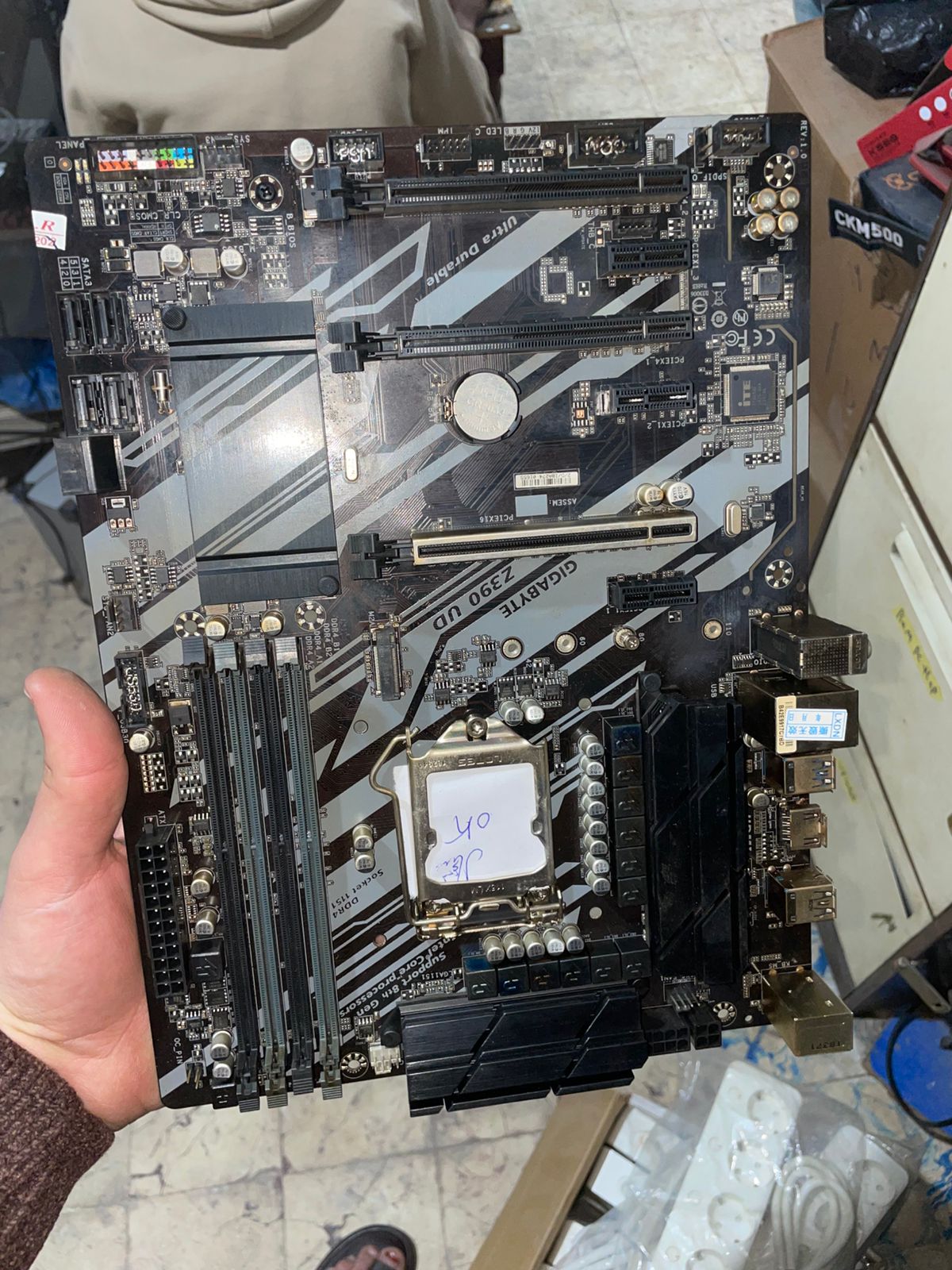 مازر بورد giga byte z390 ud