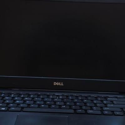 لاب dell ci3 2d 2/160 3330